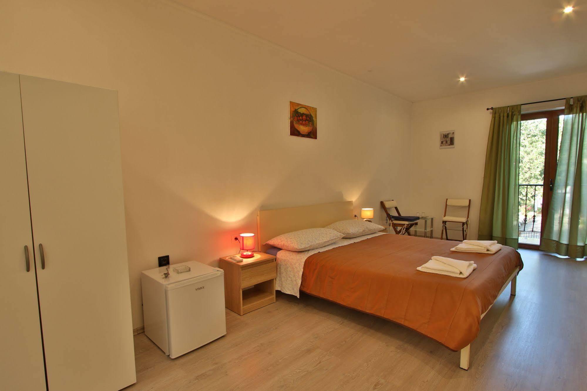 Rooms And Apartment Feral Rovinj Eksteriør bilde